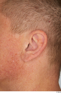 Steve Q ear 0001.jpg